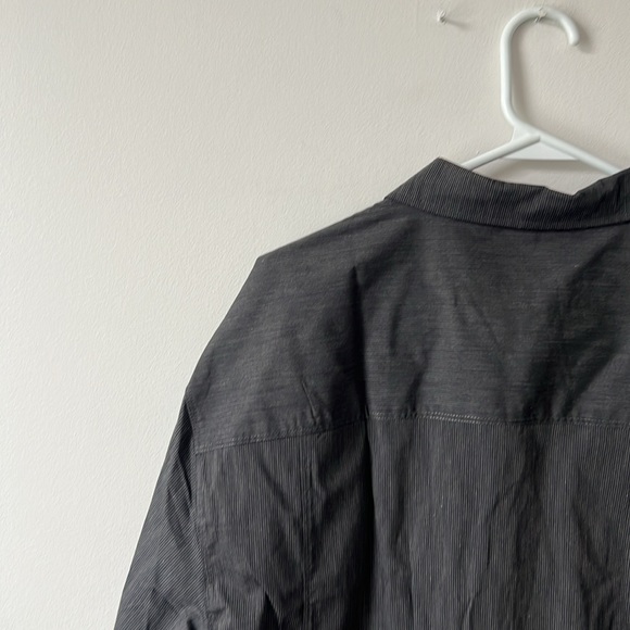 NWT - Cloudveil Button Down Casual Shirt - Picture 7 of 10